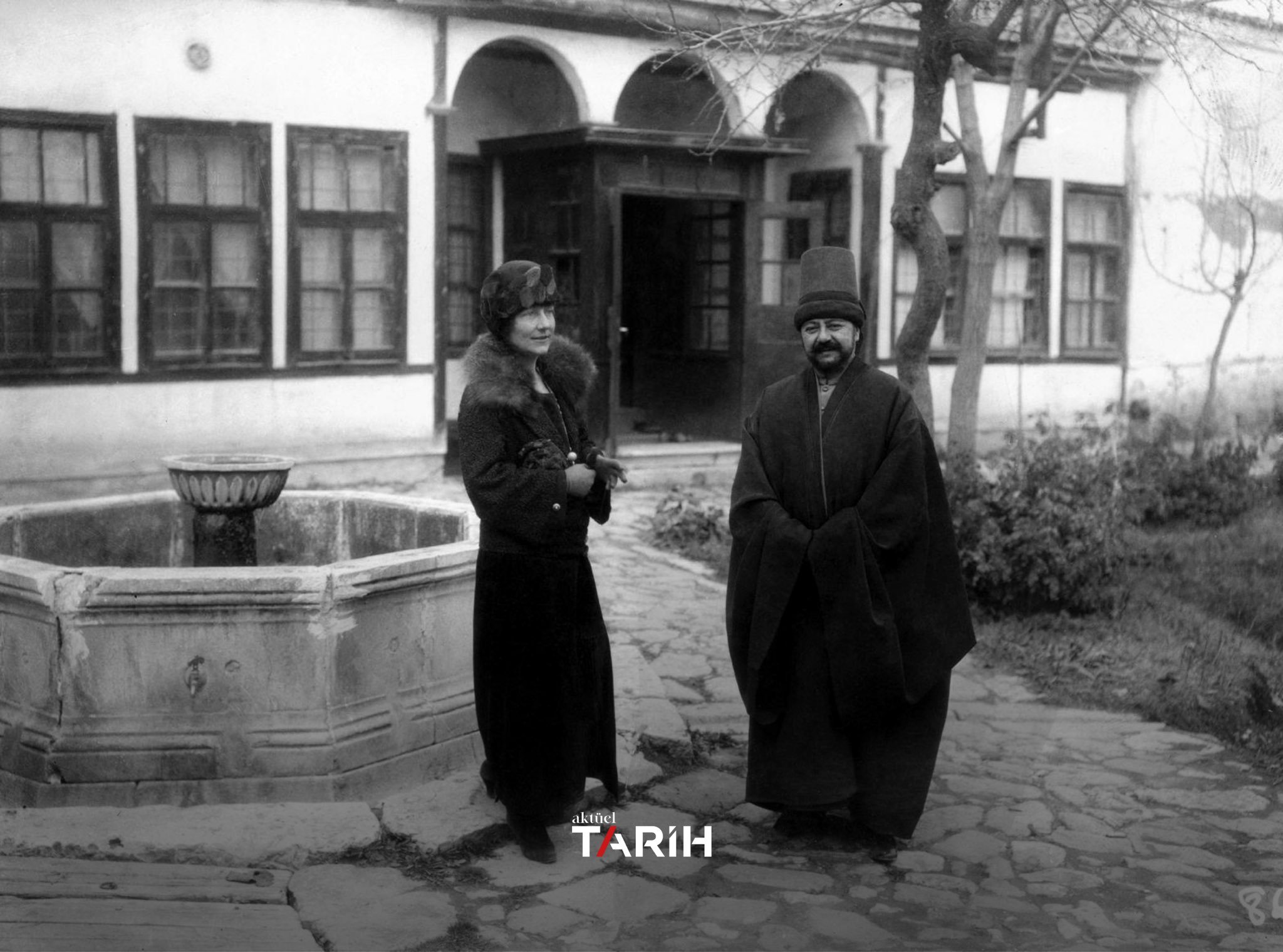 Makam çelebisi Mevlevî Abdülhalim Çelebi Ile Amerikalı Casus Ve Gazeteci Margueritte Harrison