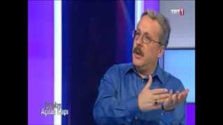 Prof.Dr. Mahmud Erol Kılıç – Denize Açılan Kapı