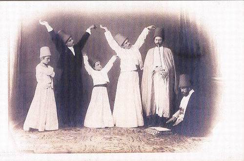 Mevlevî Kıyafetleri
