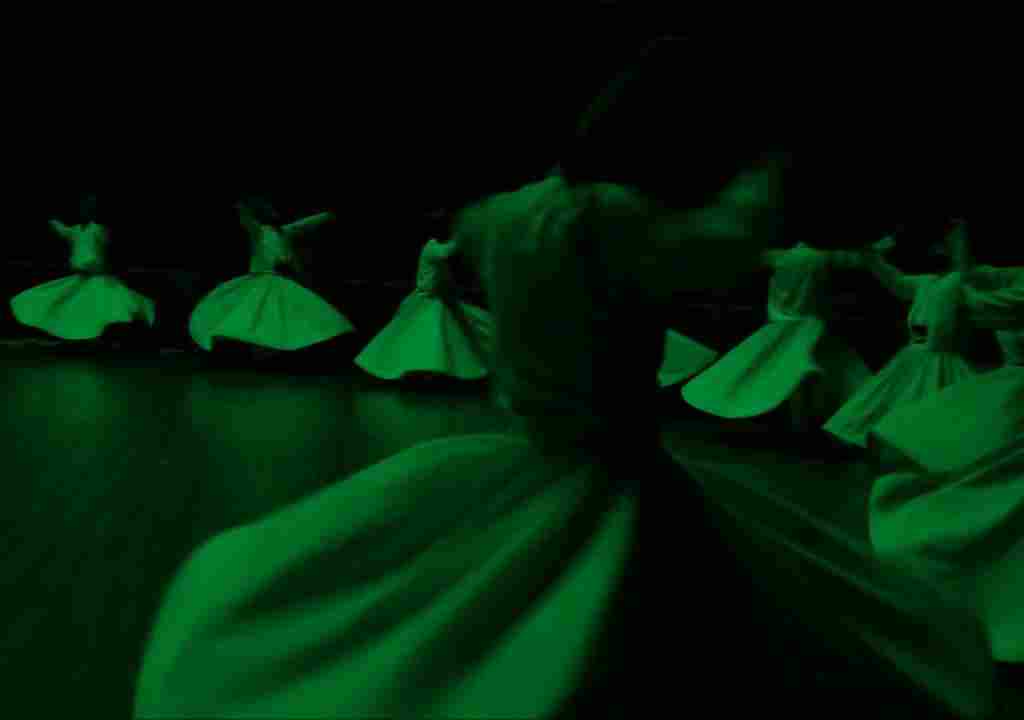 Mevlana Mesnevi 7. 247-323 Bakkal ve papağan hikayesi; papağanın dükkanda yağları dökmesi