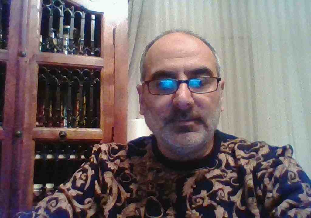 Faik Özdengül, Rumi Aşkın Terapi, 8