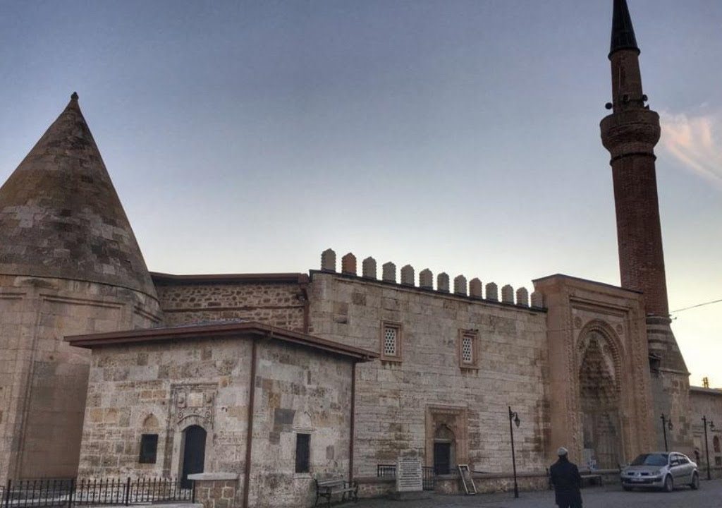 Faik Özdengül, Rumi Aşkın Terapi, 41