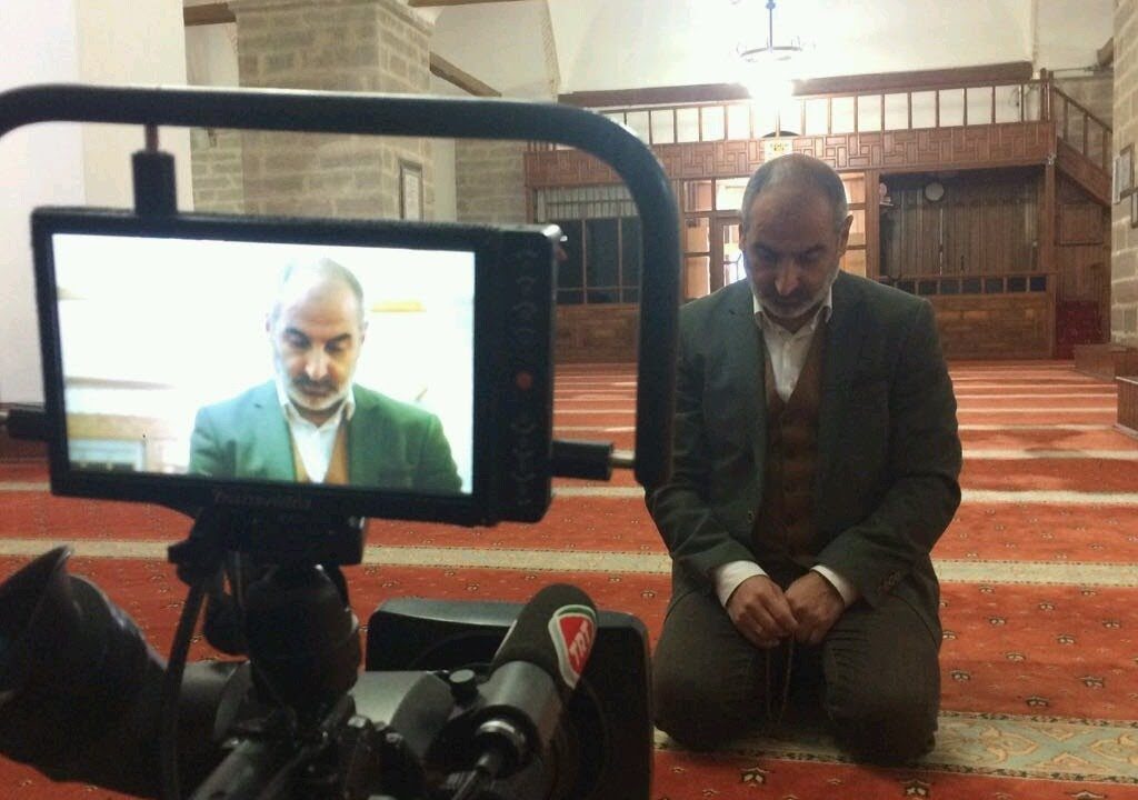 Faik Özdengül, Rumi Aşkın Terapi, 85