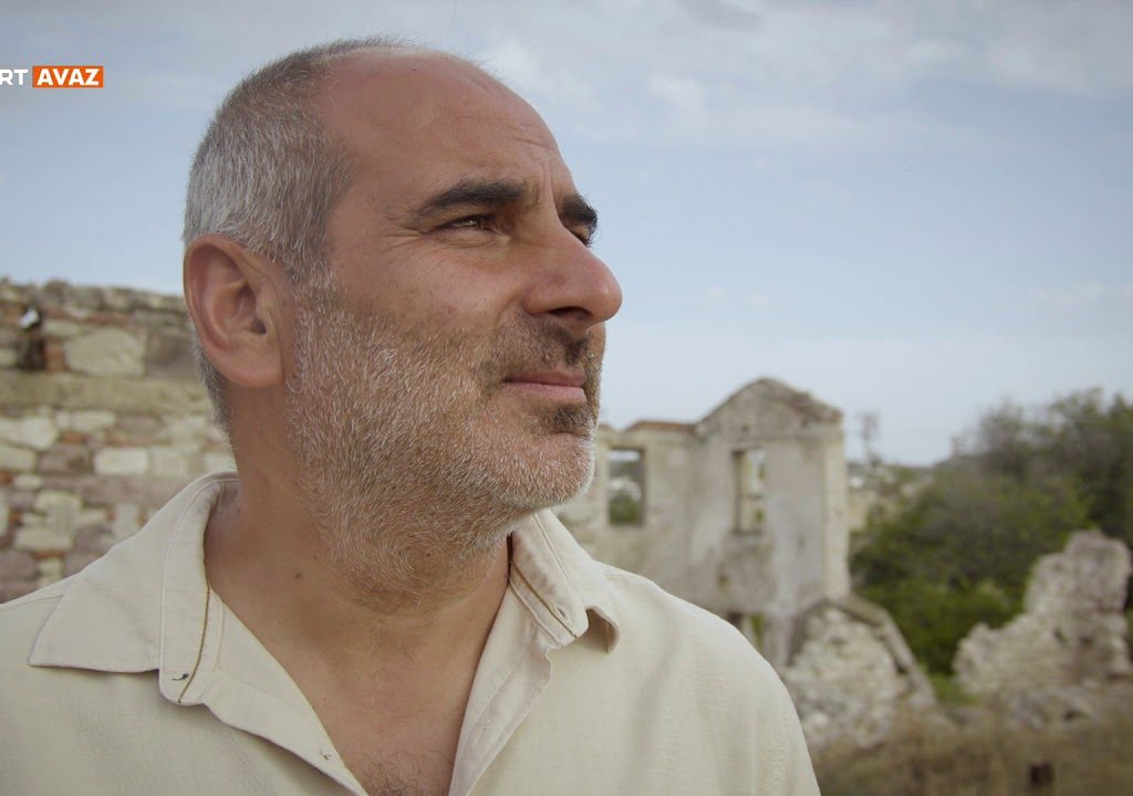 Fihi Ma Fih – Ne Varsa İçindedir (42.Bölüm)