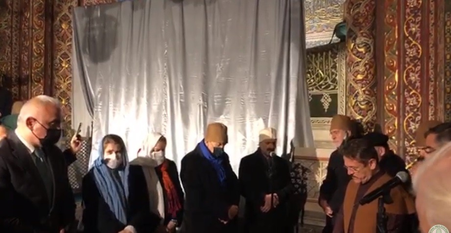 Dergah’dan Canlı Yayın