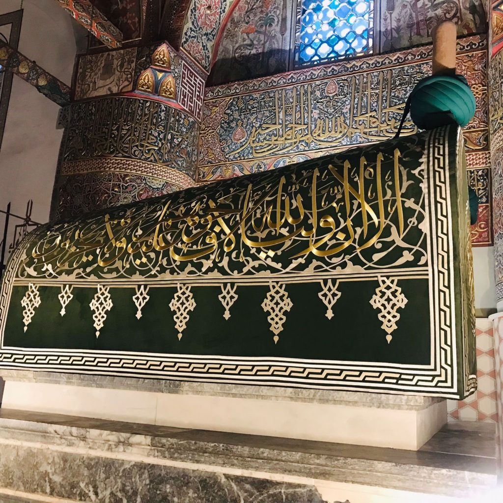 Puşide ve Sandukaya Dair Kısa Bir Açılama